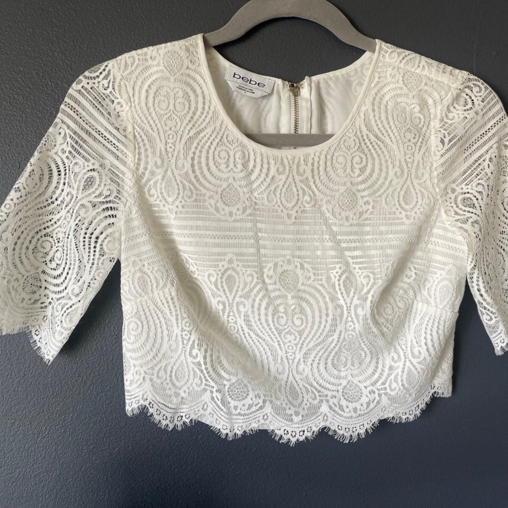 Bebe White Lace Crop Blouse with Zipper in the Back NWOT